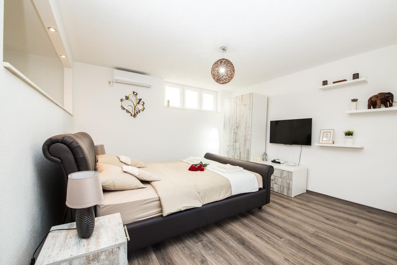 Studio Apartman Centar Banja Luka Exterior photo